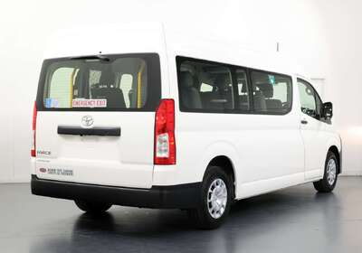 2021 Toyota Hiace SLWB COMMUTER (12 SEATS)
