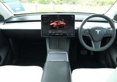 2023 Tesla Model Y Rear-Wheel Drive