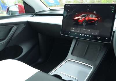 2023 Tesla Model Y Rear-Wheel Drive