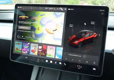 2023 Tesla Model Y Rear-Wheel Drive