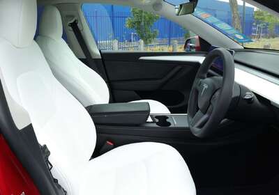 2023 Tesla Model Y Rear-Wheel Drive