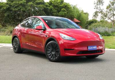 2023 Tesla Model Y Rear-Wheel Drive