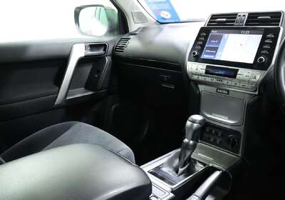 2022 Toyota Landcruiser Prado GXL