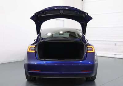 2022 Tesla Model 3 Rear-Wheel Drive