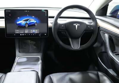 2022 Tesla Model 3 Rear-Wheel Drive