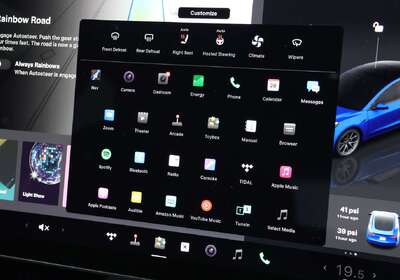 2022 Tesla Model 3 Rear-Wheel Drive