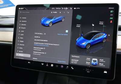 2022 Tesla Model 3 Rear-Wheel Drive