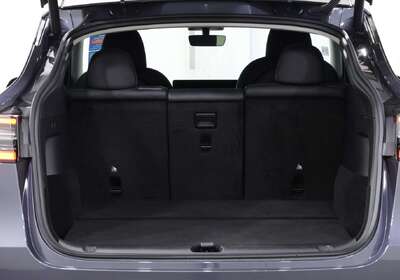 2022 Tesla Model Y REAR-WHEEL DRIVE