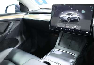 2022 Tesla Model Y REAR-WHEEL DRIVE