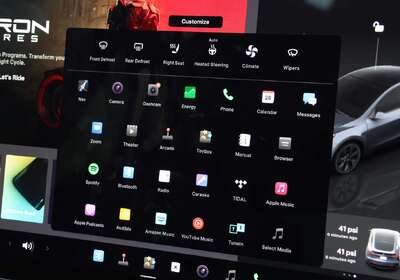 2022 Tesla Model Y REAR-WHEEL DRIVE