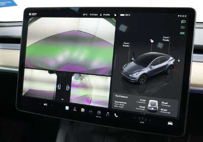 2022 Tesla Model Y REAR-WHEEL DRIVE