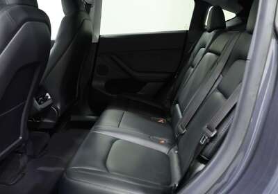 2022 Tesla Model Y REAR-WHEEL DRIVE