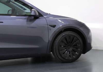 2022 Tesla Model Y REAR-WHEEL DRIVE