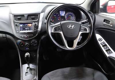 2017 Hyundai Accent Active