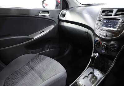 2017 Hyundai Accent Active