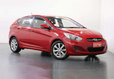 2017 Hyundai Accent Active