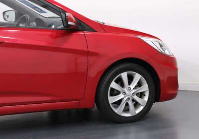 2017 Hyundai Accent Active