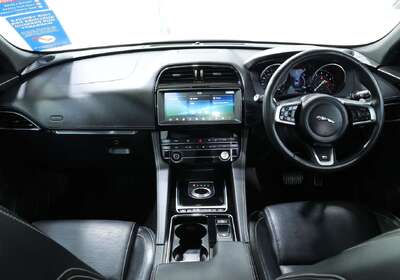 2020 Jaguar F-PACE 25t R-Sport