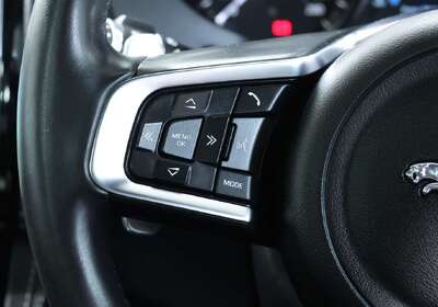 2020 Jaguar F-PACE 25t R-Sport