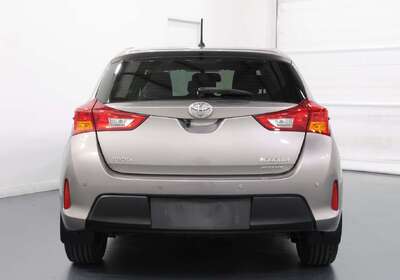 2013 Toyota Corolla Ascent