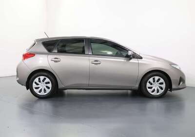 2013 Toyota Corolla Ascent