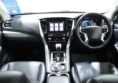 2023 Mitsubishi Pajero Sport GSR