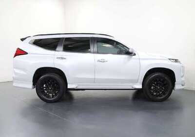 2023 Mitsubishi Pajero Sport GSR