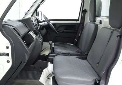 2018 Daihatsu Hi-Jet JUMBO