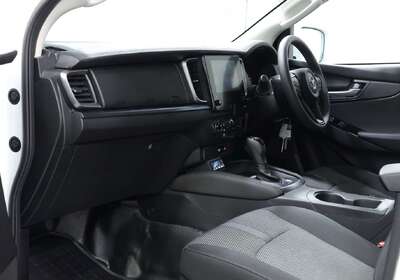 2025 Mazda BT-50 XT (4x2)