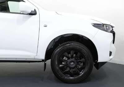 2025 Mazda BT-50 XT (4x2)
