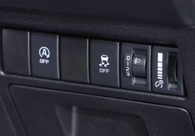 2025 Mazda BT-50 XT (4x2)