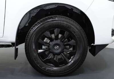 2025 Mazda BT-50 XT (4x2)