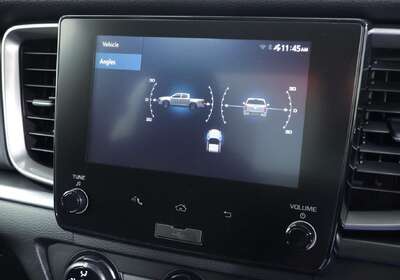 2025 Mazda BT-50 XT (4x2)