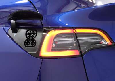 2022 Tesla Model Y Rear-Wheel Drive