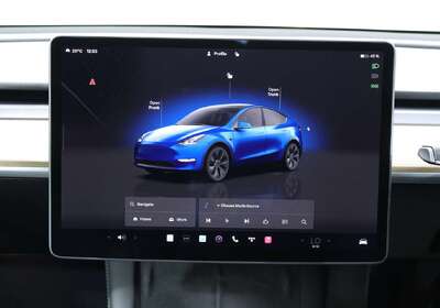 2022 Tesla Model Y Rear-Wheel Drive
