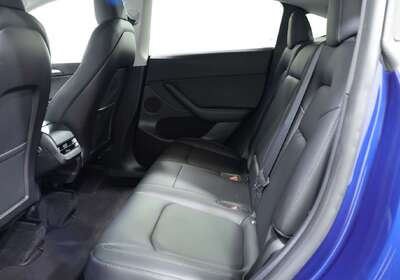 2022 Tesla Model Y Rear-Wheel Drive