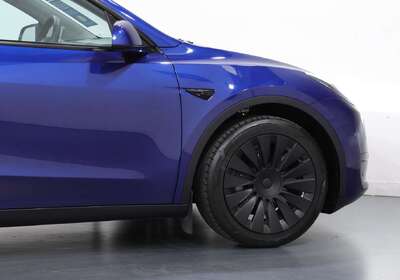 2022 Tesla Model Y Rear-Wheel Drive