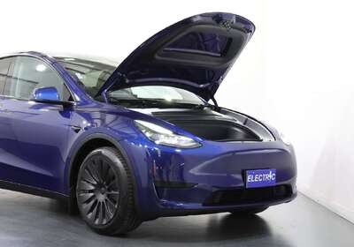 2022 Tesla Model Y Rear-Wheel Drive