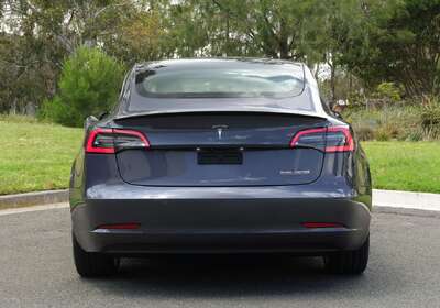 2019 Tesla Model 3 Performance