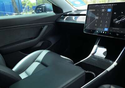 2019 Tesla Model 3 Performance