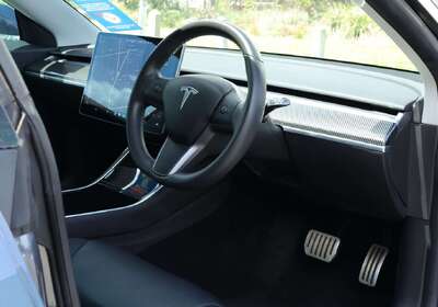 2019 Tesla Model 3 Performance