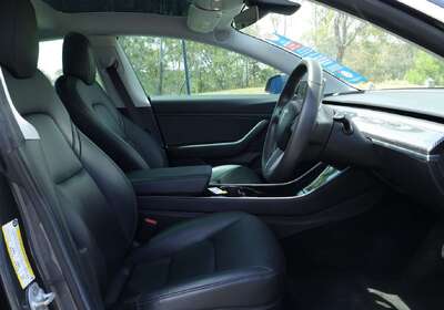 2019 Tesla Model 3 Performance