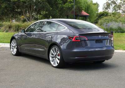 2019 Tesla Model 3 Performance