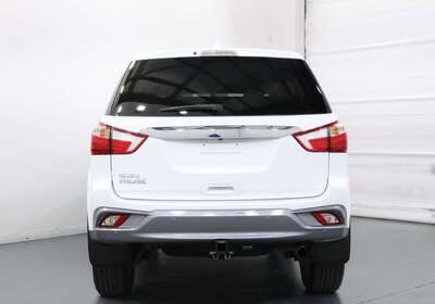 2017 Isuzu MU-X LS-U 4x2