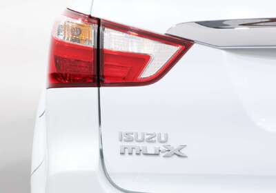 2017 Isuzu MU-X LS-U 4x2