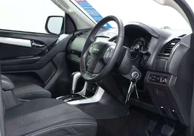 2017 Isuzu MU-X LS-U 4x2