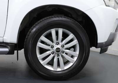 2017 Isuzu MU-X LS-U 4x2