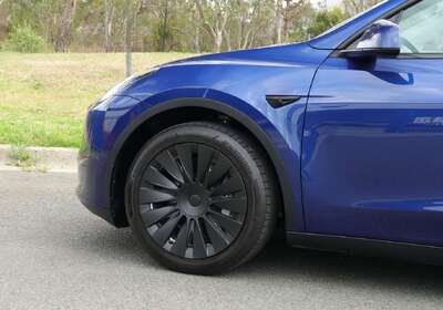 2023 Tesla Model Y Rear-Wheel Drive
