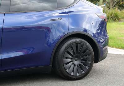 2023 Tesla Model Y Rear-Wheel Drive