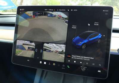 2023 Tesla Model Y Rear-Wheel Drive